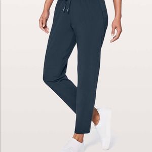 Lululemon on the flay pant length 7/8